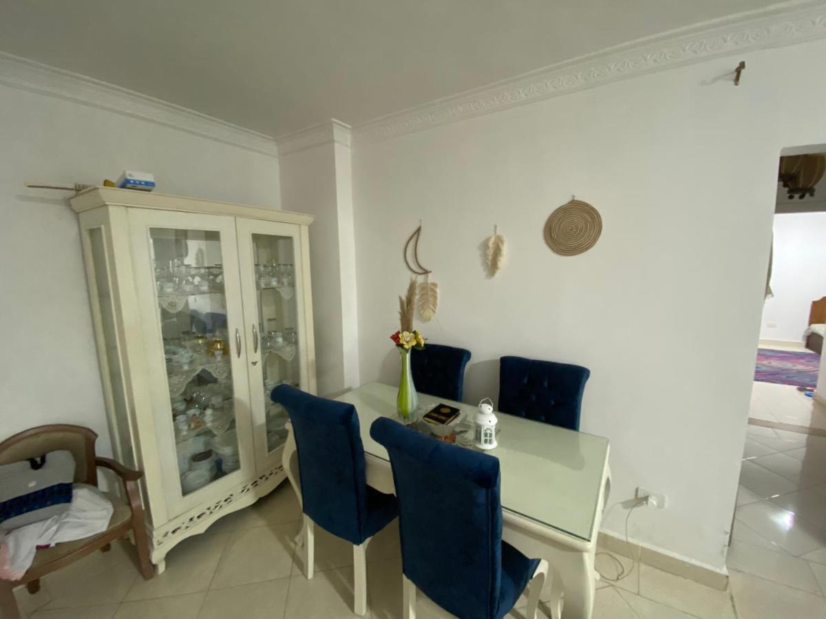 Apartment Gardenia City Compound *